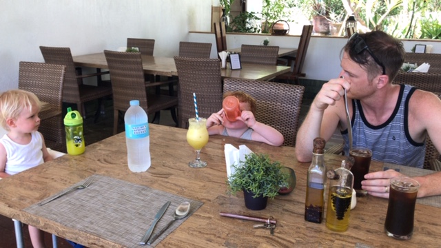 17202AE3-2C65-49B9-A6DE-4F14ECE99A86